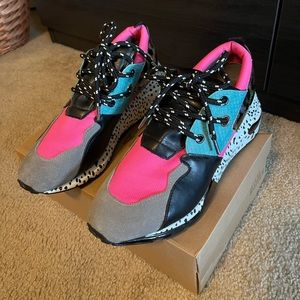 Steve Madden Sneakers